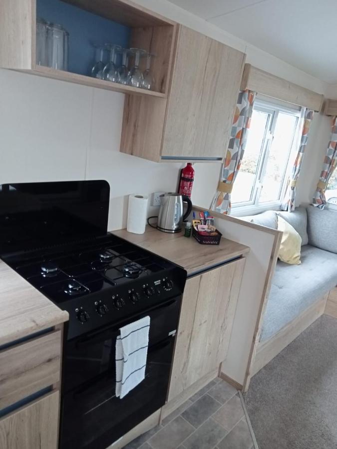 New 2 Bed Holiday Home With Decking In Rockley Park Dorset Near The Sea Lytchett Minster Exteriér fotografie